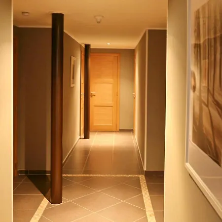 펜션 3 Bedrooms House With Enclosed Garden And Wifi At *