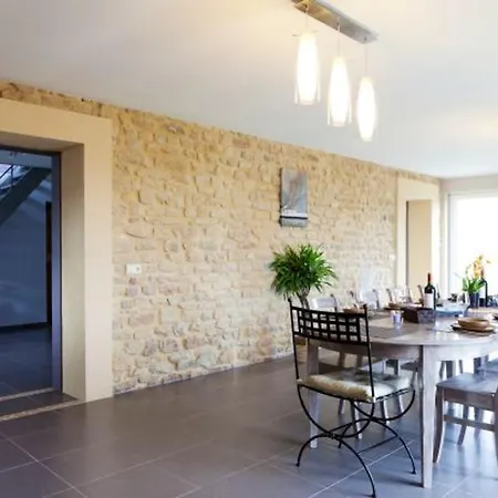 3 Bedrooms House With Enclosed Garden And Wifi At * 플로렌빌