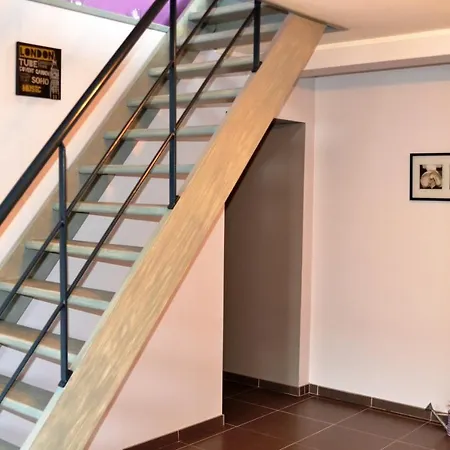 3 Bedrooms House With Enclosed Garden And Wifi At 度假居